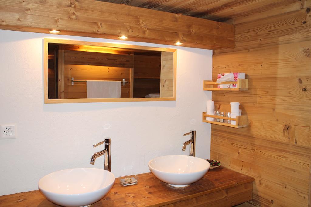 Hotel Restaurant Les Lilas Les Diablerets Habitación foto